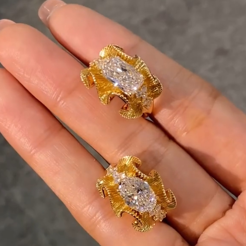 BP002 Sculptural Gold Silk Ribbon Ring with East-West Diamond — product photo 3 of 6
