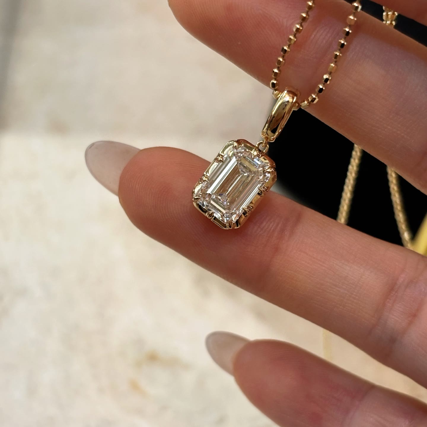Isolde Pendant Lab-Grown Diamond Necklace — product photo 1 of 1
