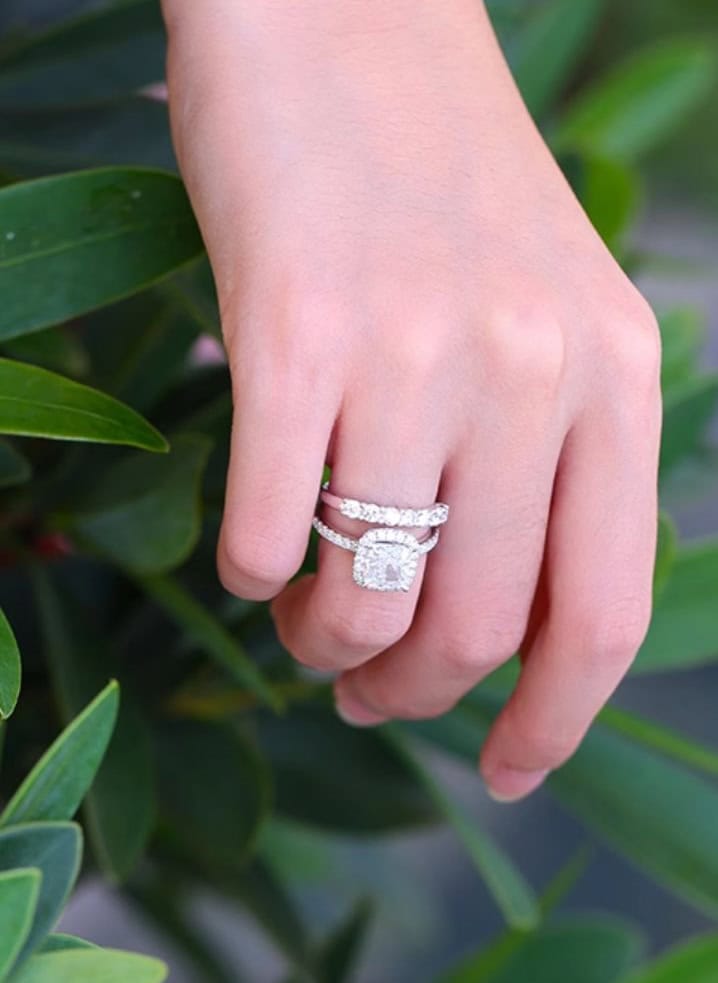 Seven-Stone Lab-Grown Diamond Eternity Band — product photo 2 of 6