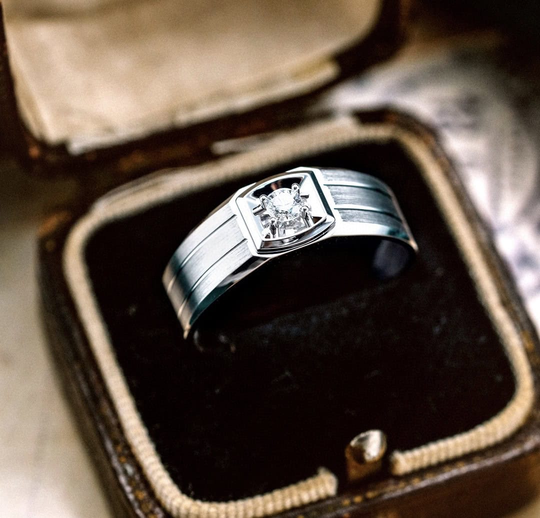 CNC01 Platinum Men’s Rings – CNC Crafted Heavyweight Luxury Diamond Ring — product photo 4 of 5