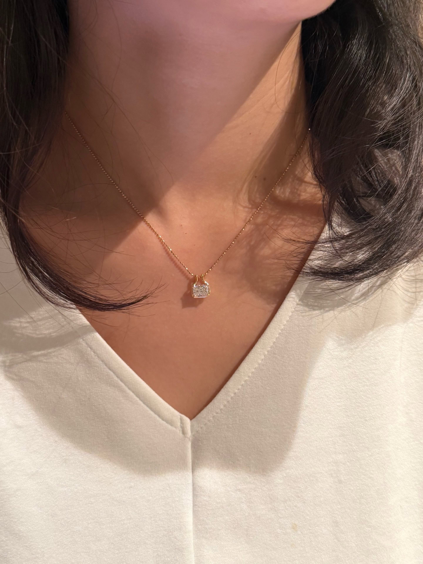 Marlowe Lava Hammered Gold Lab Diamond Pendant — product photo 5 of 6