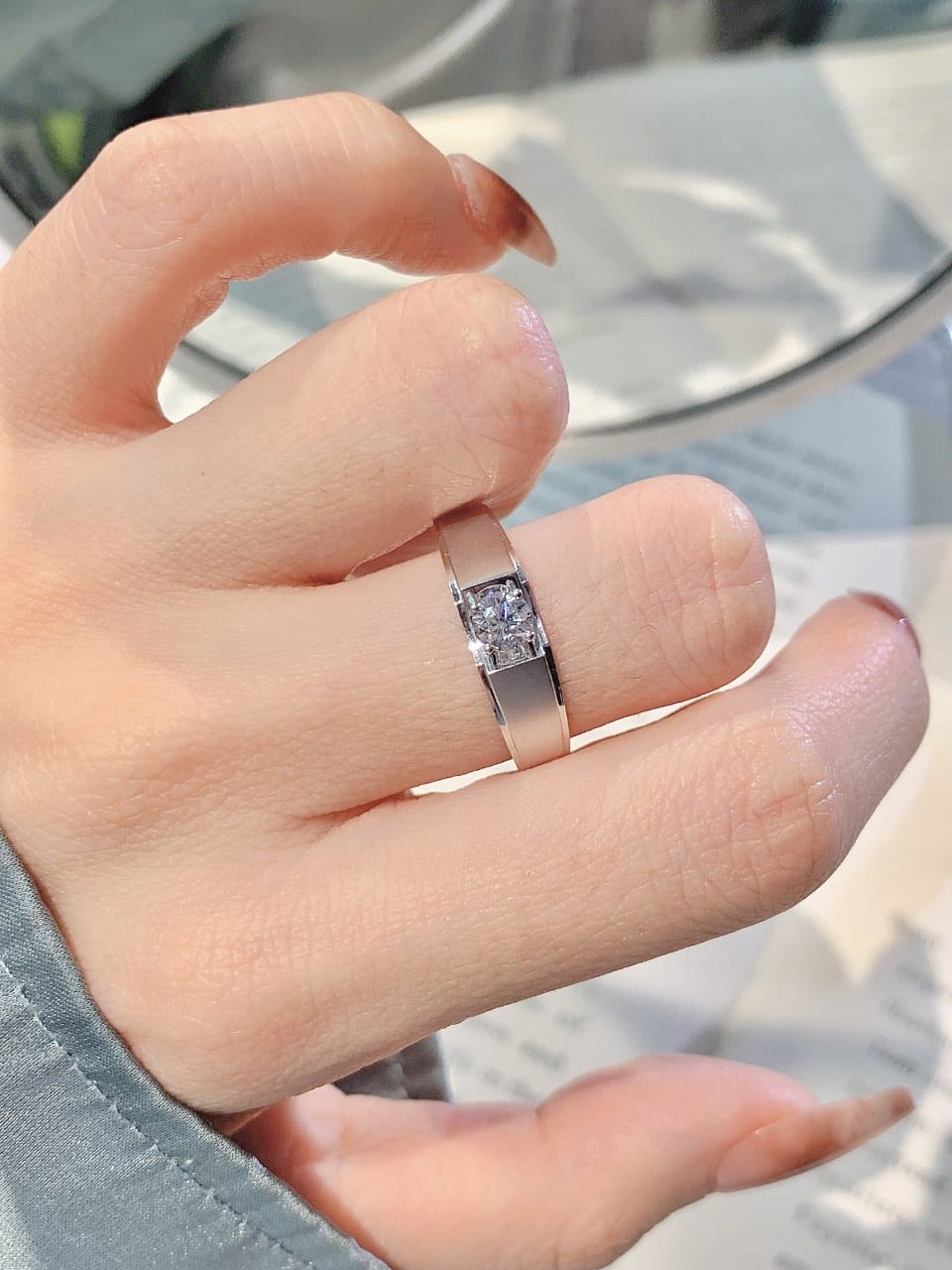 Minimal Matte Platinum Men’s Lab-Grown Diamond Ring — product photo 4 of 6