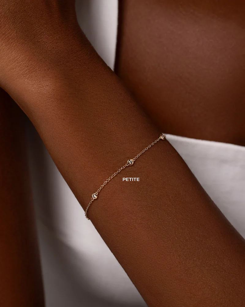 Large Lab-Grown Diamond Bezel Station Bracelet — product photo 6 of 6
