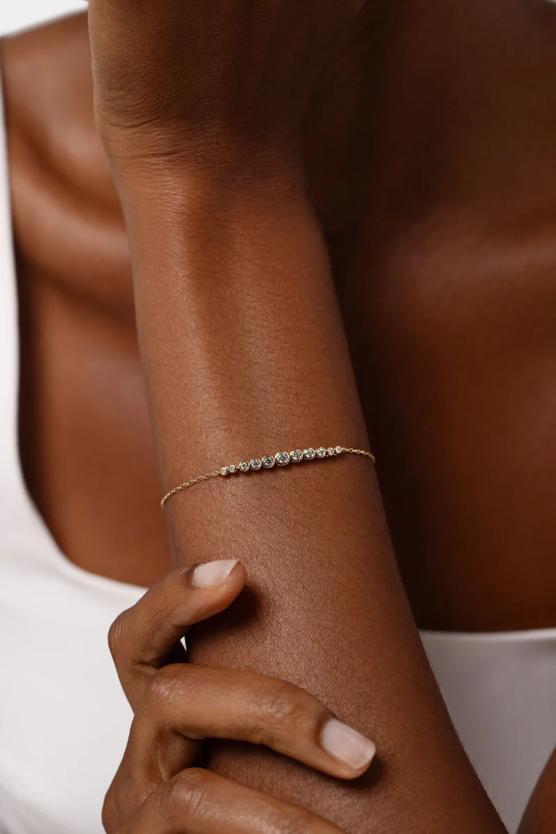 Graduated Diamond Bezel Soft Chain Bracelet — product photo 4 of 5