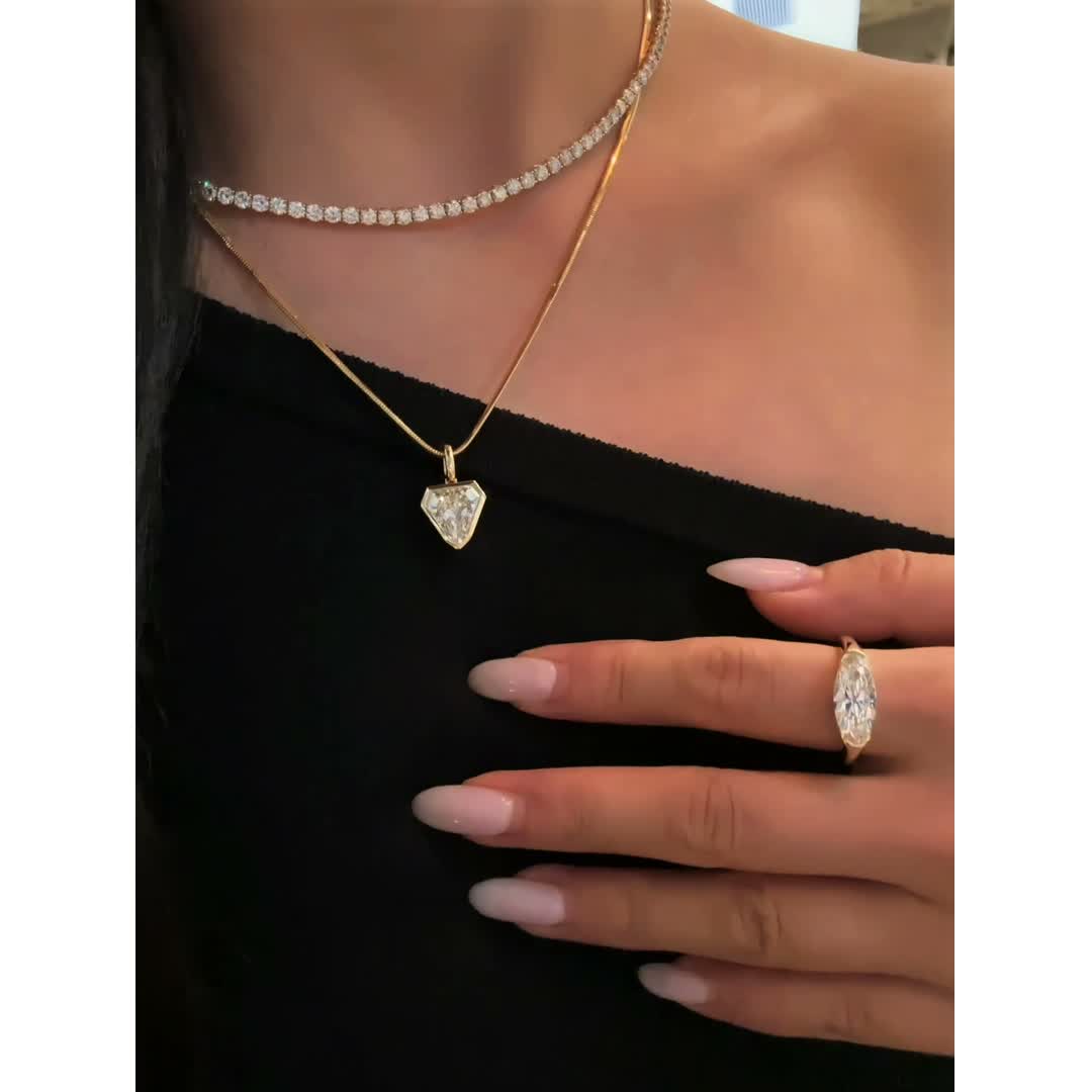 Maribel Diamond Pendant Necklace — product photo 3 of 4
