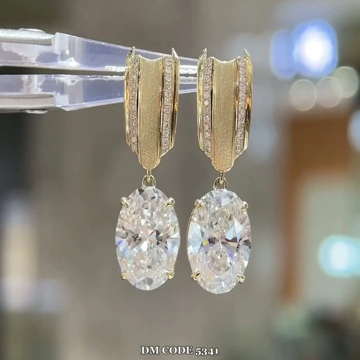 Elowen Sculptural Oval Drop Lab-Grown Diamond Earrings — product photo 2 of 4