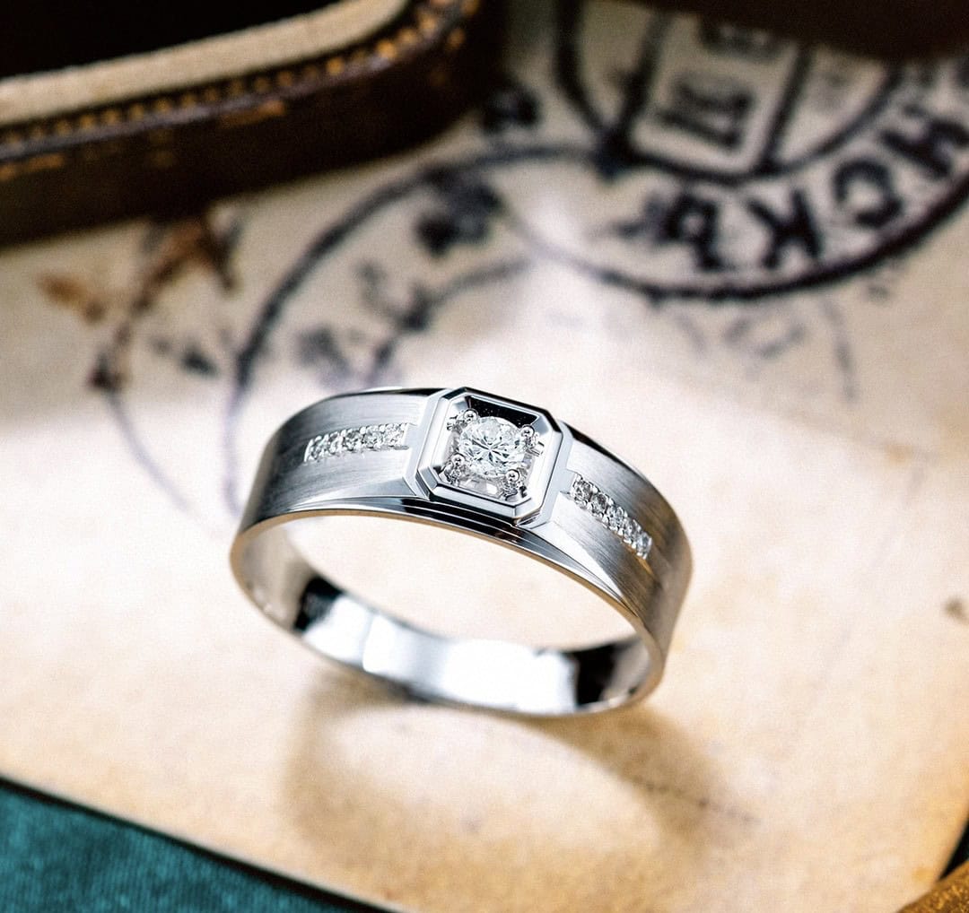 CNC07 Platinum Men’s Rings – CNC Crafted Heavyweight Luxury Diamond Ring for men (复制) — product photo 4 of 6