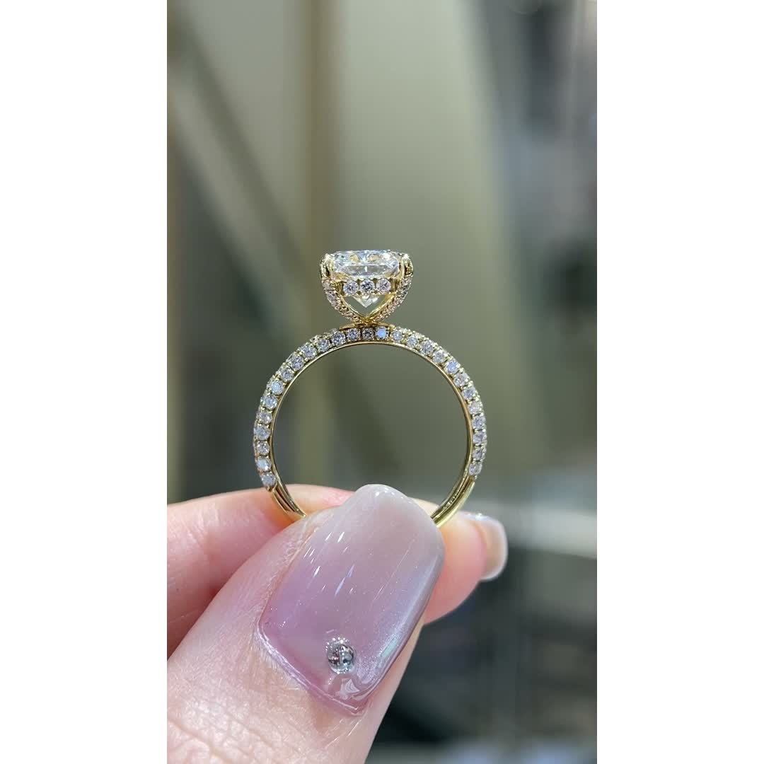 Luna Yellow Radiant Diamond Ring — product photo 3 of 4