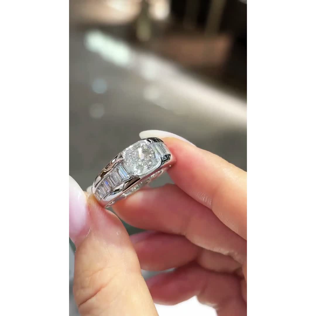 Amara Men’s Diamond Ring — product photo 4 of 4
