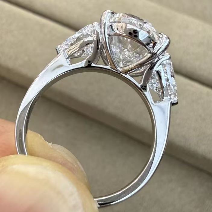 Vivienne Oval & Trillion Three-Stone Lab Diamond Ring — product photo 3 of 4