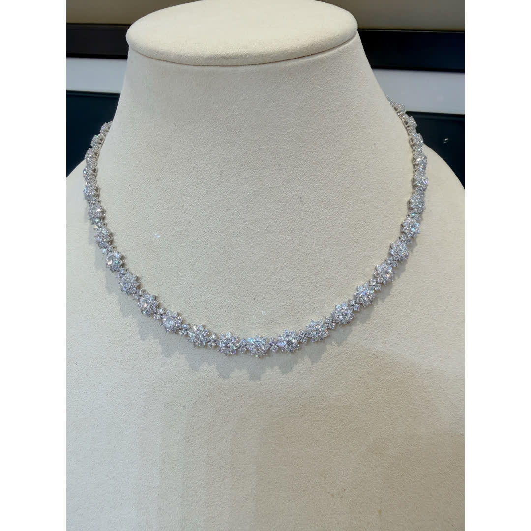 Iris Sunflower Diamond Necklace