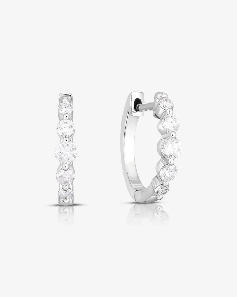 Graduated Single-Prong Lab-Grown Diamond Huggie Earrings — product photo 5 of 6