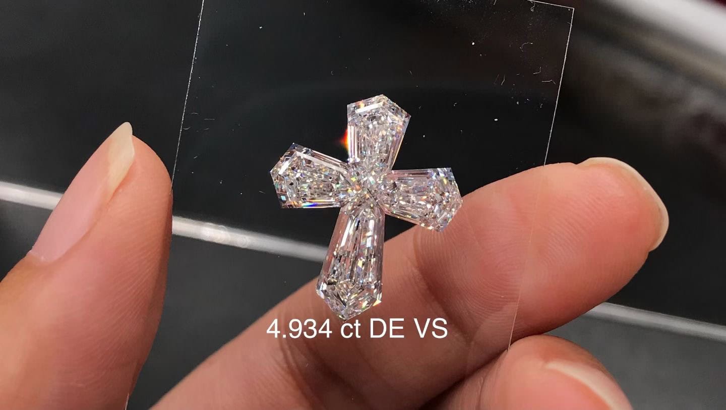 Custom Cross Lab-Grown Diamond | Bespoke Fancy Cut Diamond Design — product photo 4 of 6