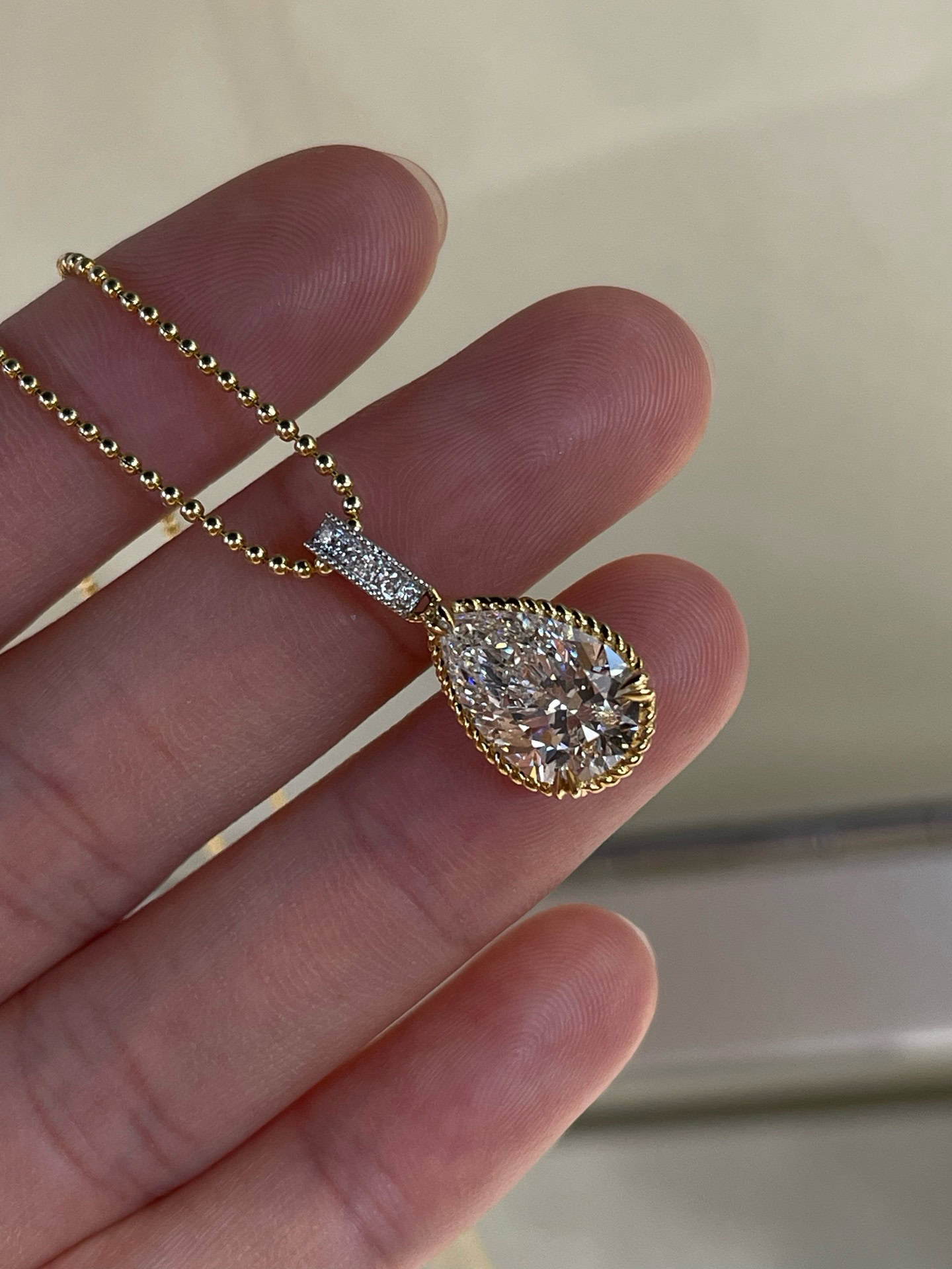 5461–5465 Marielle Two-Tone Lab Diamond Pendant Collection — product photo 4 of 6