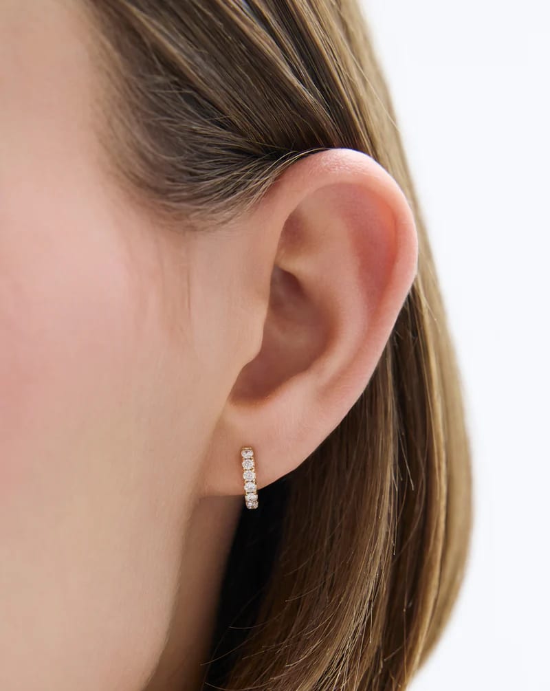 Petite Jumbo Lab-Grown Diamond Huggie Earrings in 14K Gold — product photo 4 of 6