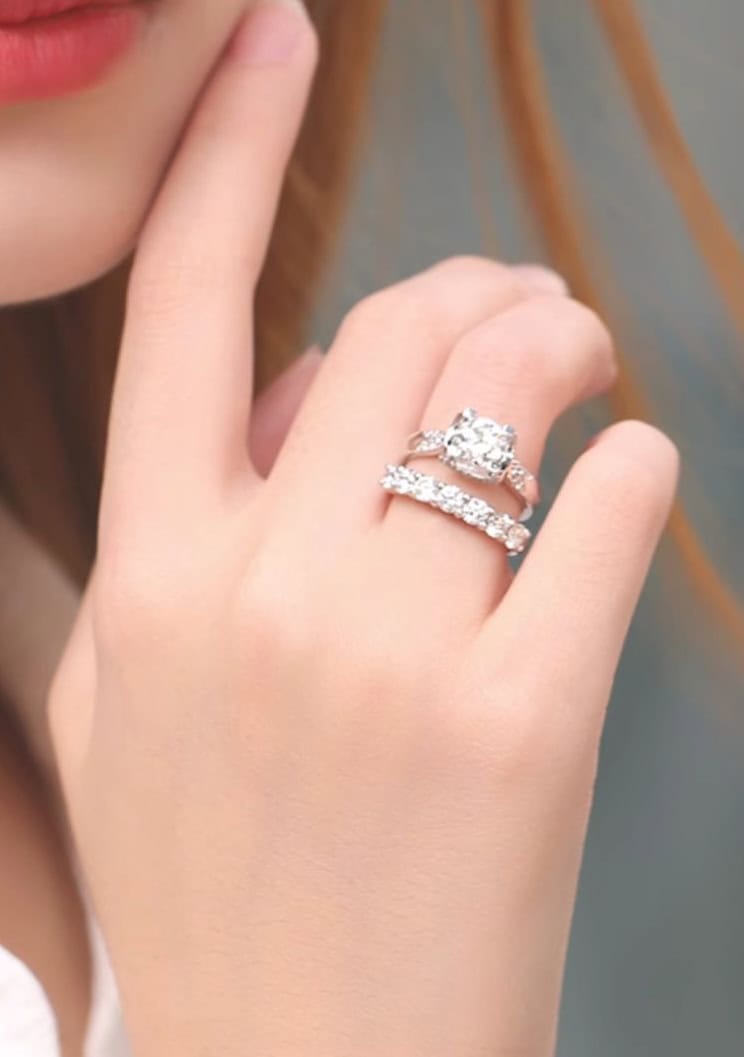 Seven-Stone Lab-Grown Diamond Eternity Band — product photo 4 of 6