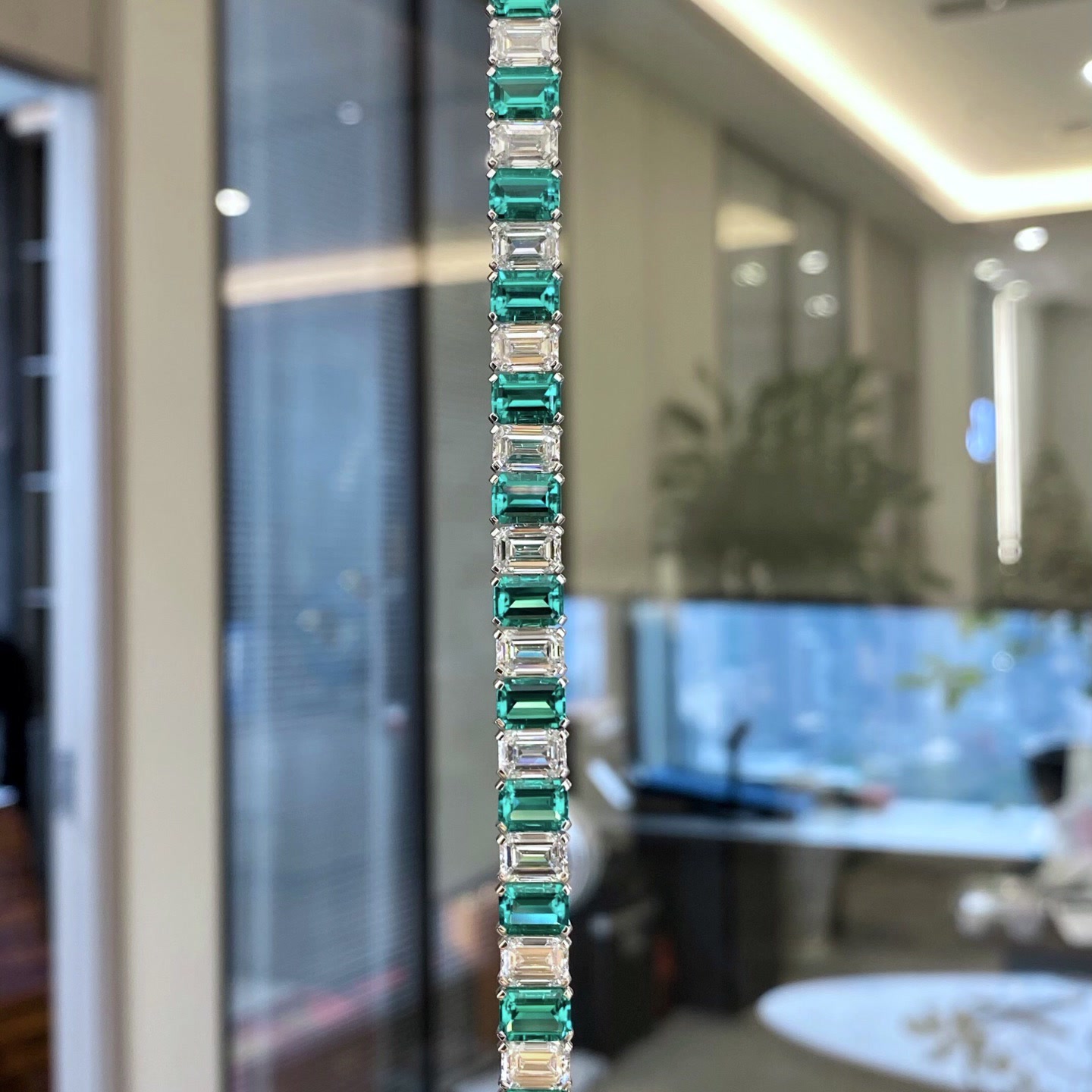 Verde Alternating Emerald-Cut Color Rhythm Emerald and White Diamond Tennis Bracelet — product photo 1 of 4