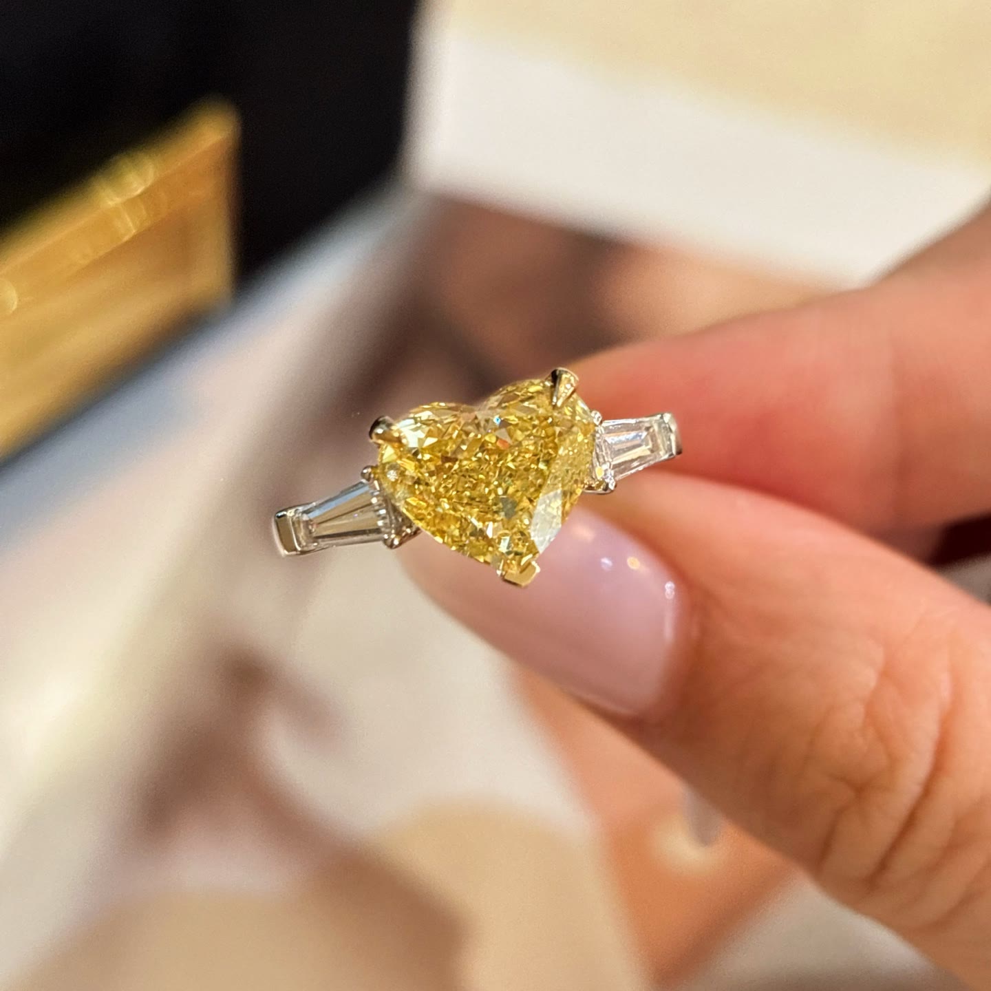 Florence Lab-Grown Diamond Ring — product photo 1 of 1