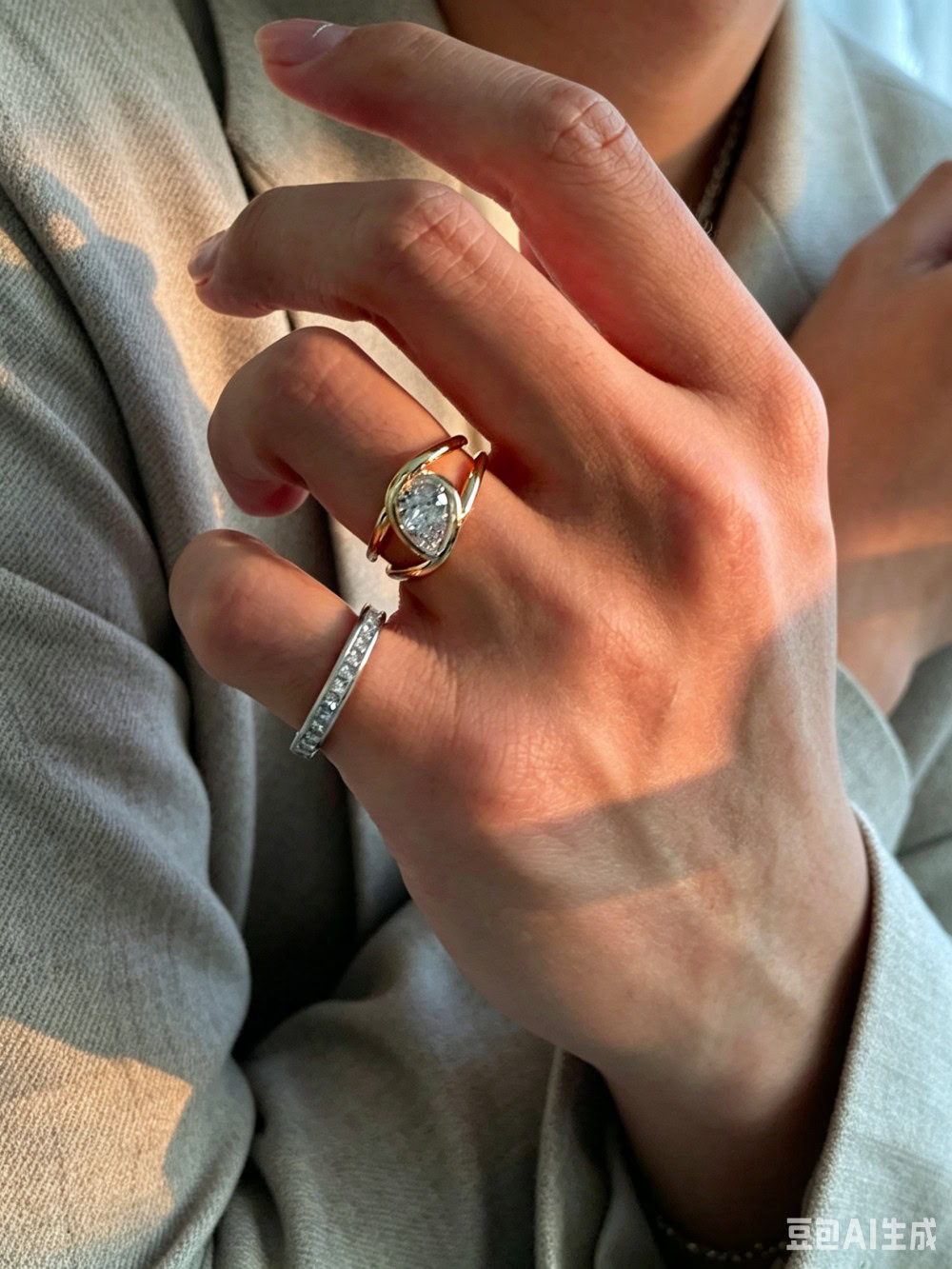 Open Double Band Pear Diamond Ring 3ct / 5ct Lab-Grown Diamond Ring in 14K / 18K Gold — product photo 3 of 6