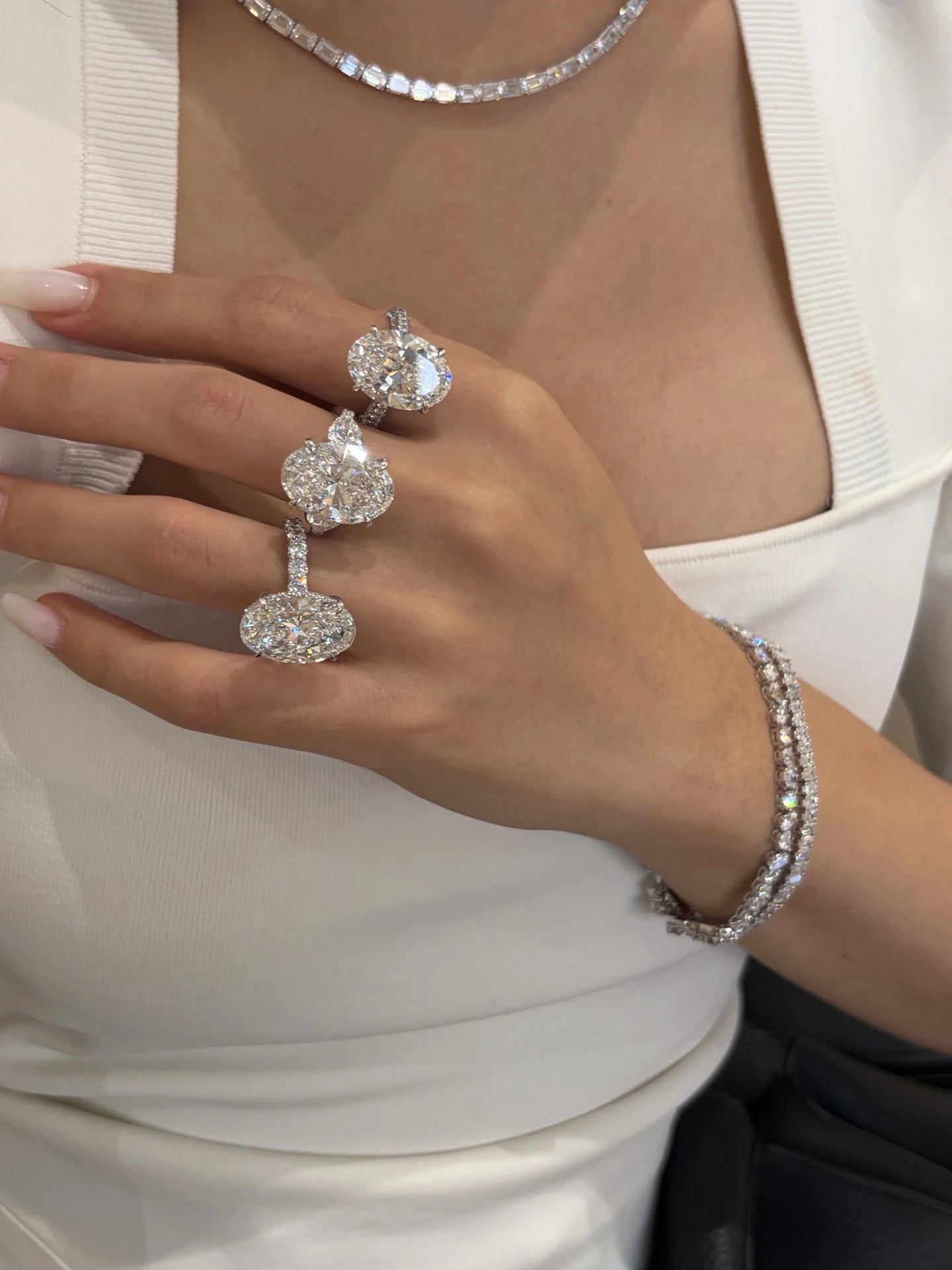 101090 10ct Oval Lab-Grown Diamond Ring Collection — product photo 2 of 6