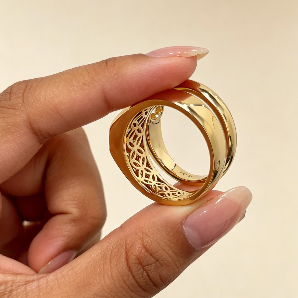 BP008 The Billionaire Old Money Diamond Signet Ring – Heavy Gold Round / Asscher — product photo 4 of 6