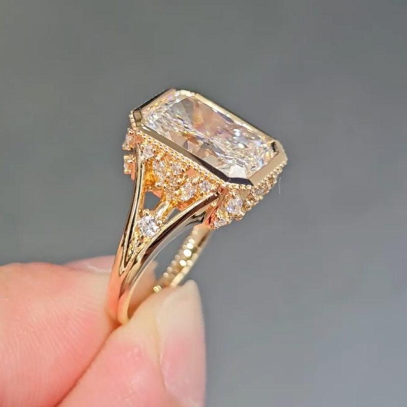 Aurora Vintage Milgrain Radiant Cut Lab Diamond Engagement Ring — product photo 4 of 6