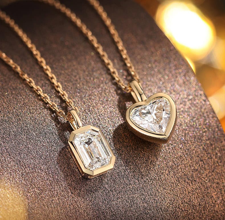 Bezel-Set Heart-Shaped Diamond Pendant Necklace | Double-Sided Design — product photo 6 of 6