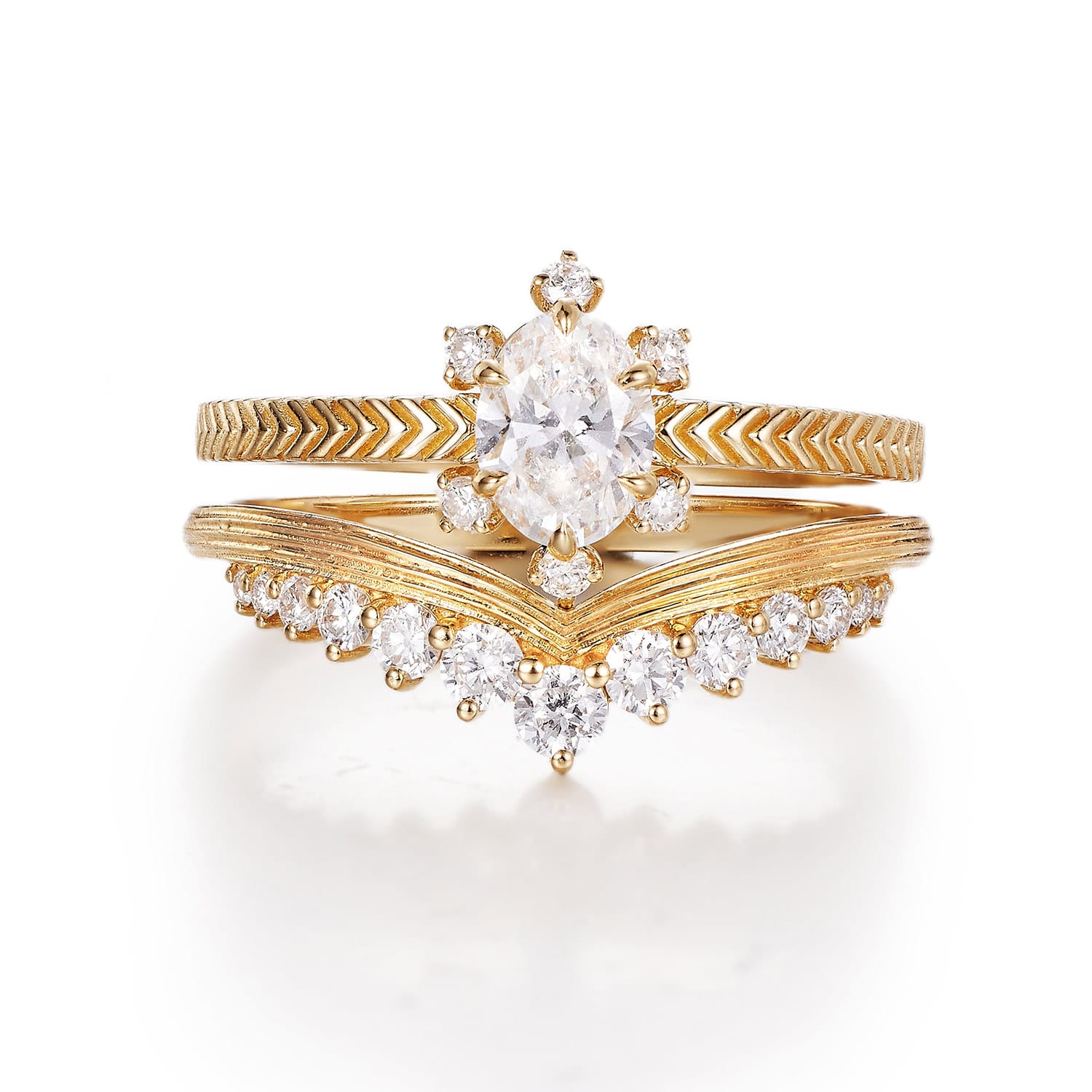 Winged Mini Crown V-Shaped Lab Grown Diamond Ring  Gold Stackable Wedding Band — product photo 2 of 3