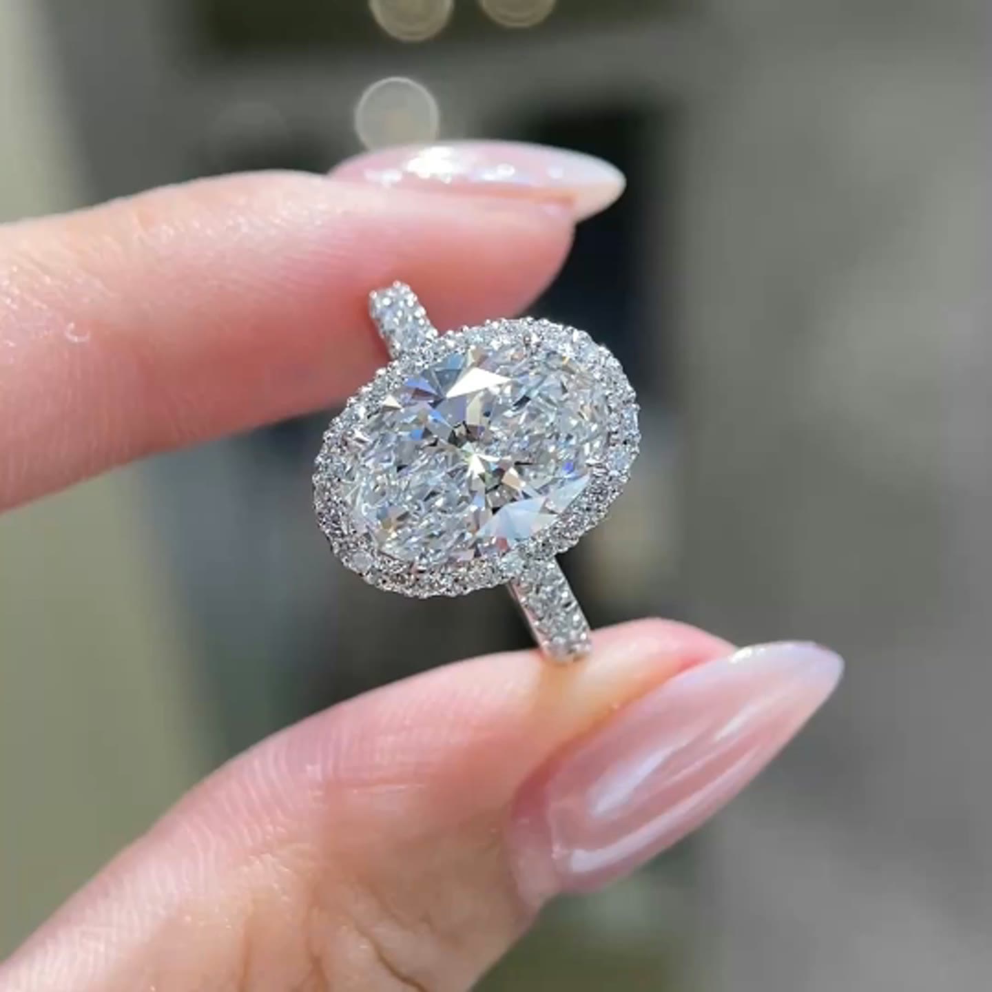 Estelle Oval Lab-Grown Diamond Ring — product photo 1 of 1