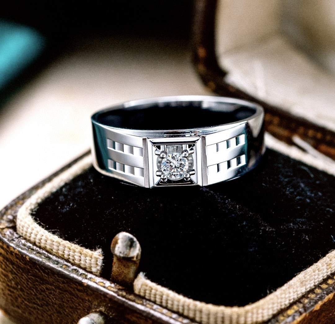 CNC03 Platinum Men’s Rings – CNC Crafted Heavyweight Luxury Diamond Ring — product photo 1 of 6