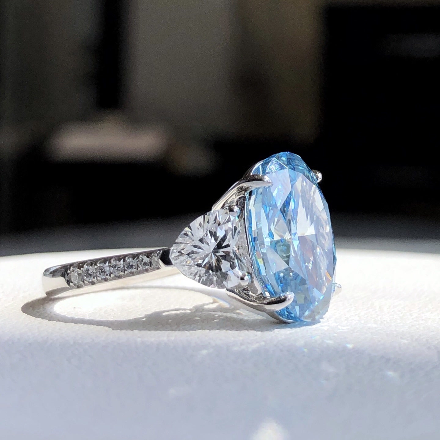 Sapphire Blue Diamond Ring — product photo 3 of 4