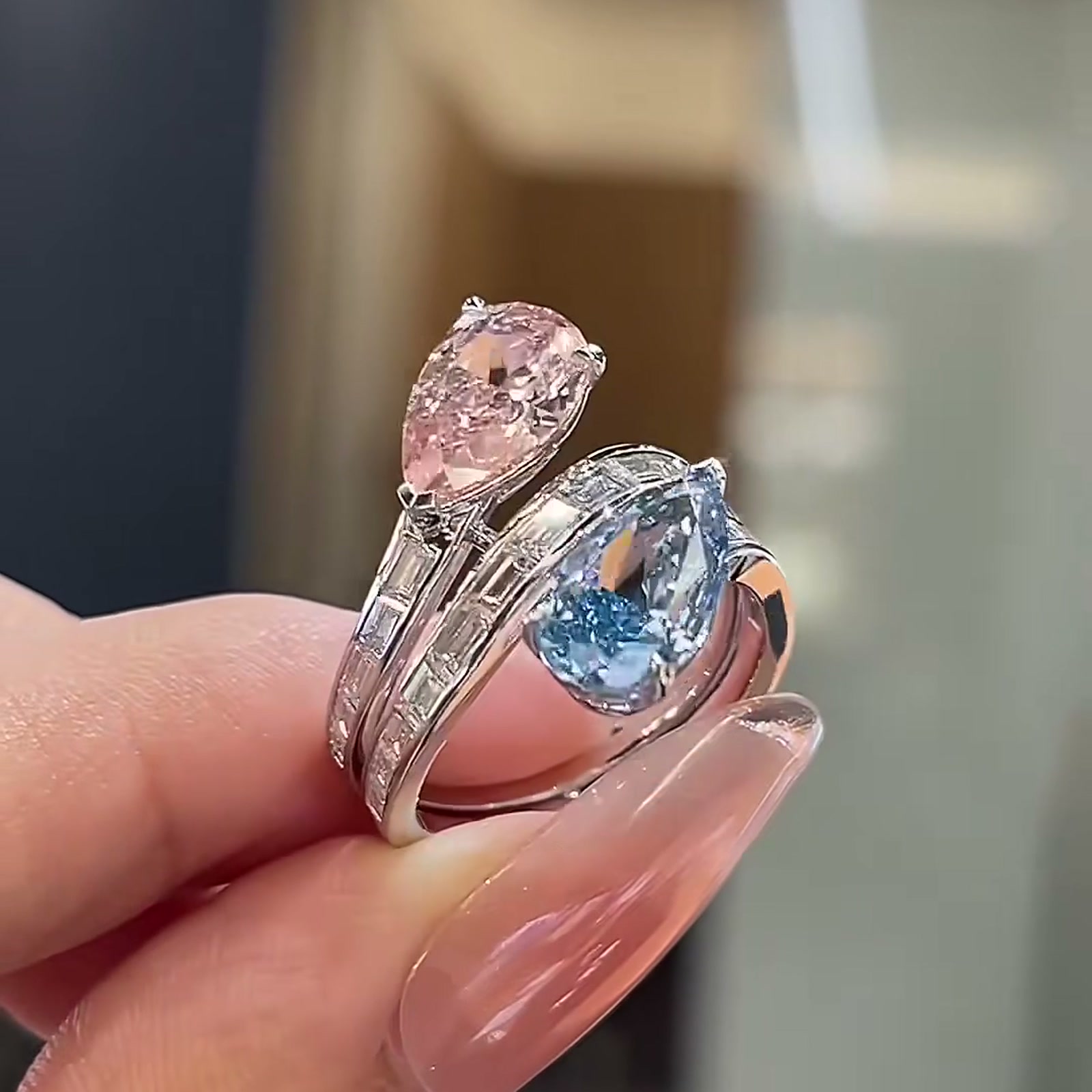 Pink and Blue Toi et Moi Lab-Grown Diamond Ring — product photo 1 of 4