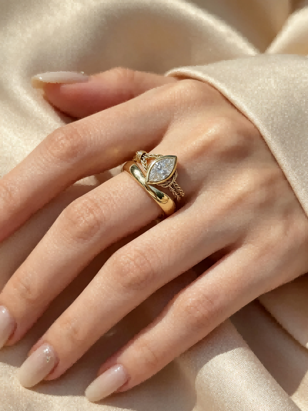Vintage Marquise Soft Chain Lab Diamond Ring in 18K — product photo 4 of 6