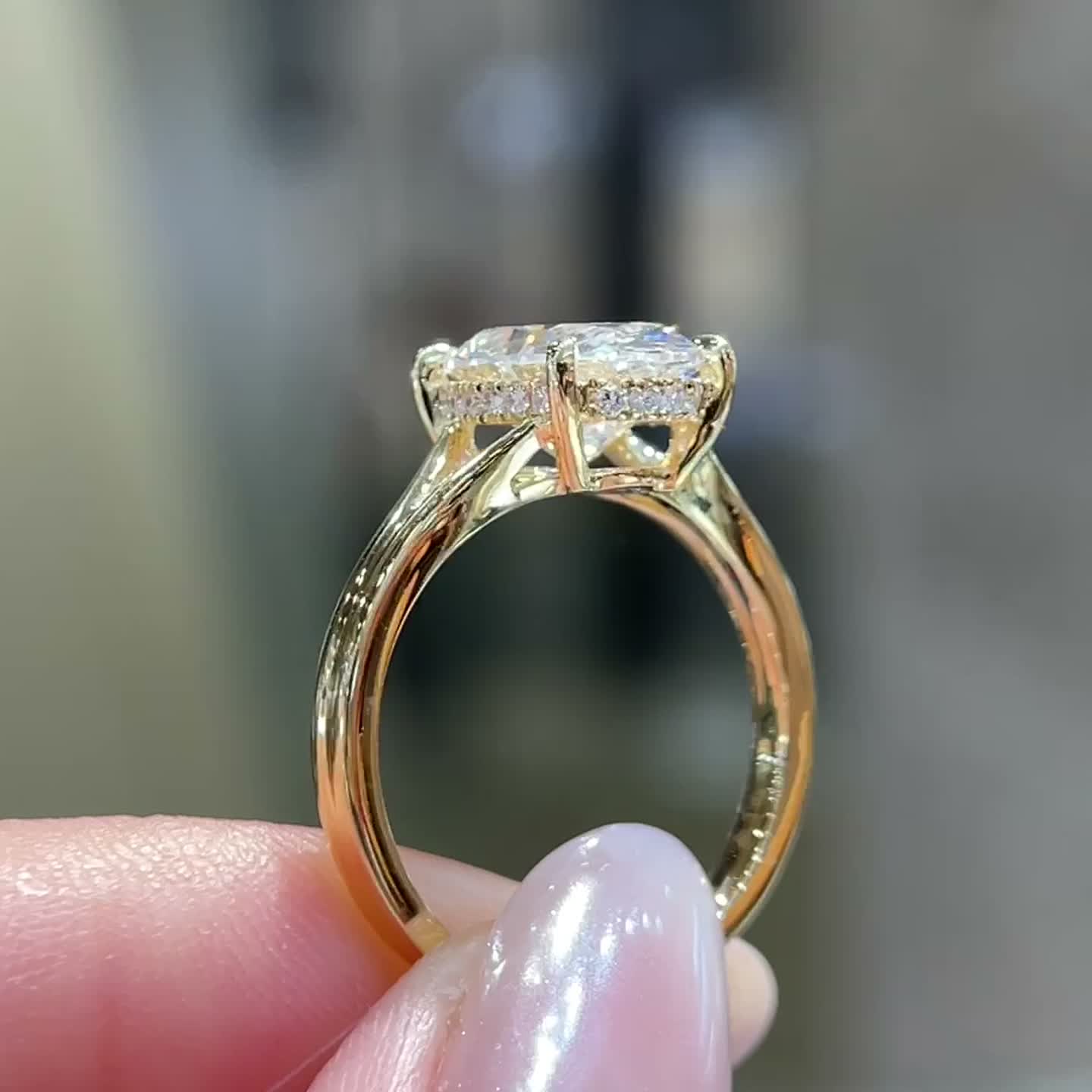 3.01ct Oval Diamond Ring — product photo 3 of 4