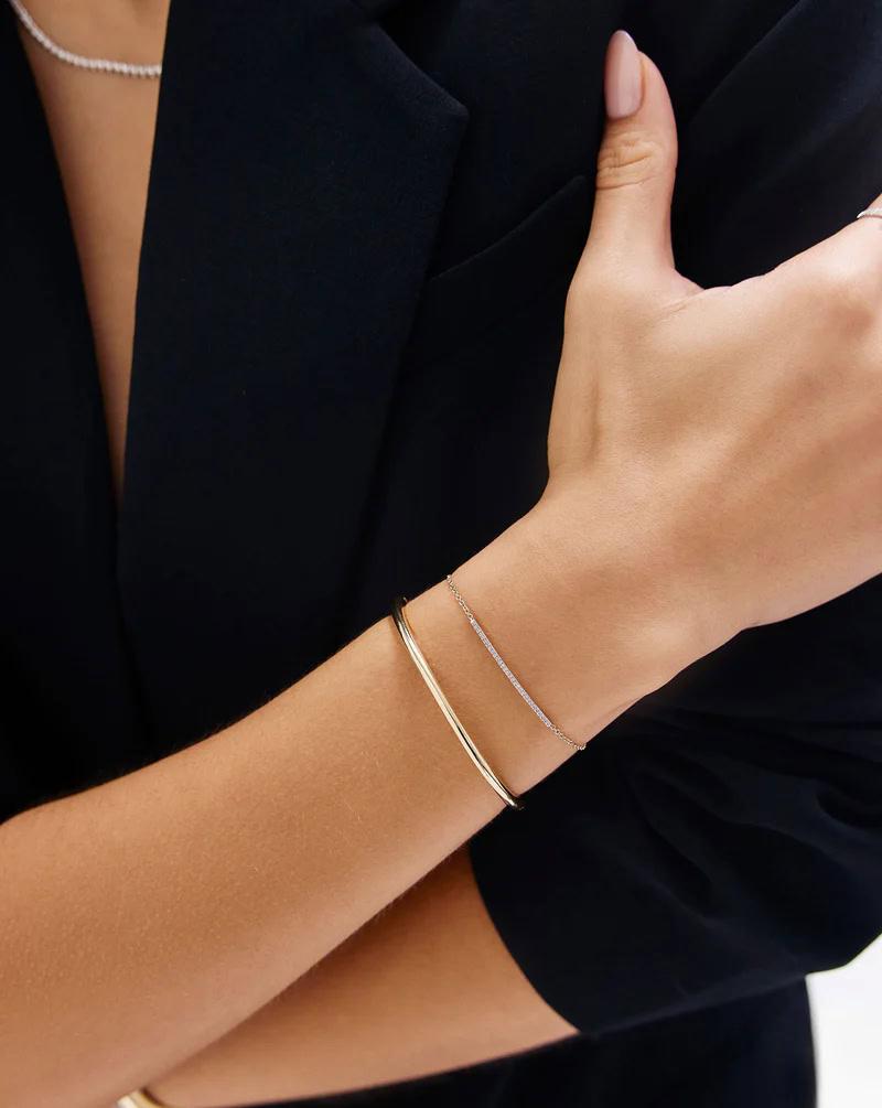Lab-Grown Diamond Bar Bracelet — product photo 3 of 4
