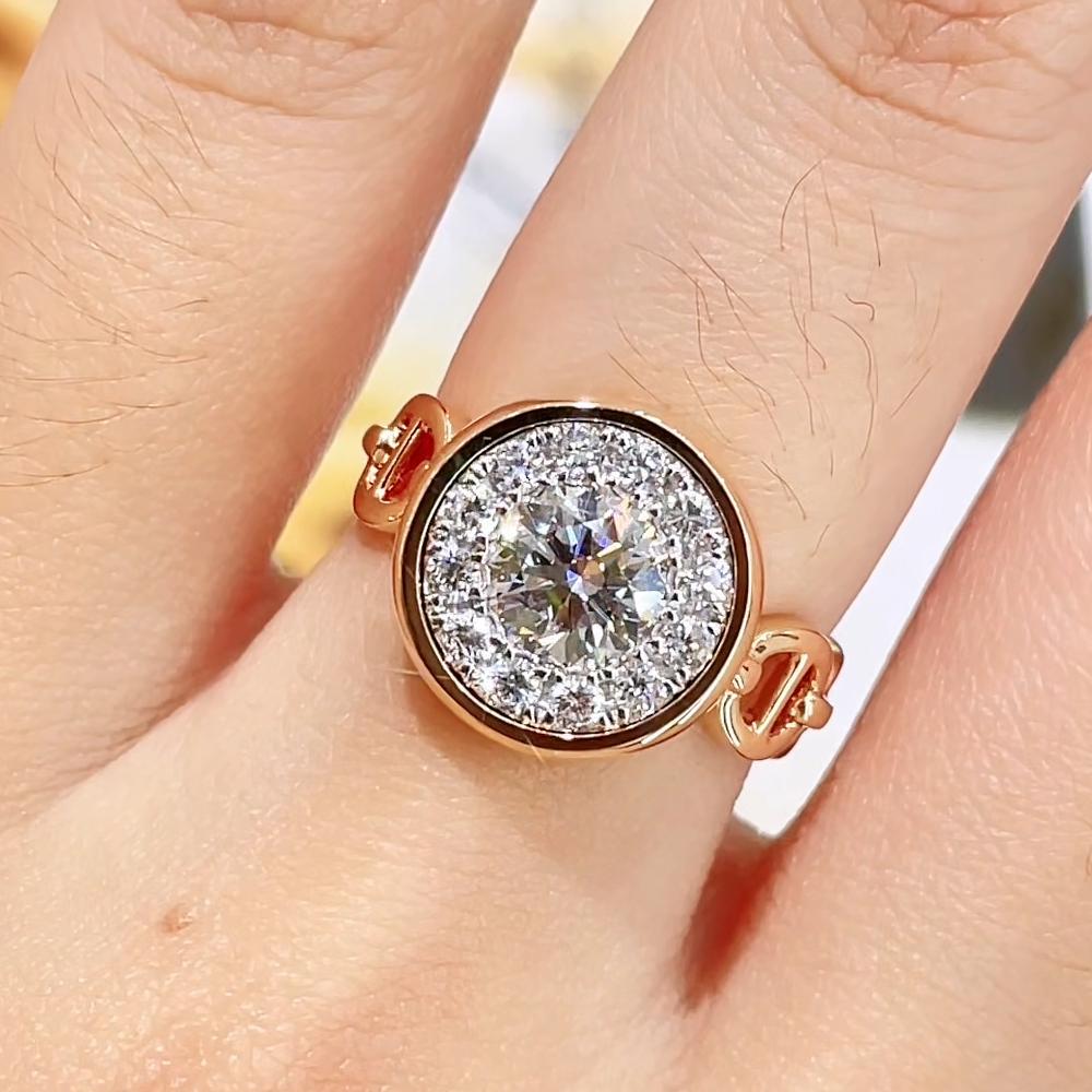 Elara Chain-Link Halo Lab Diamond Ring in 14K or 18K Gold — product photo 2 of 5